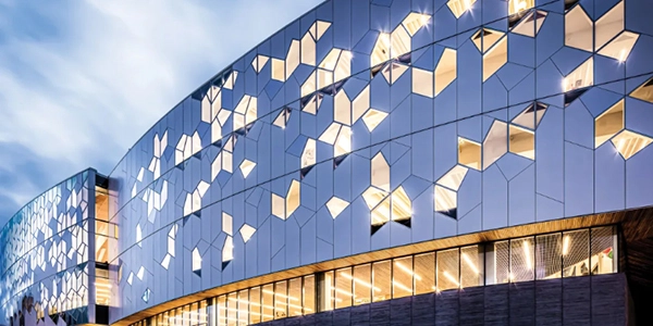 建筑创新：探索新材料在设计中的应用前景